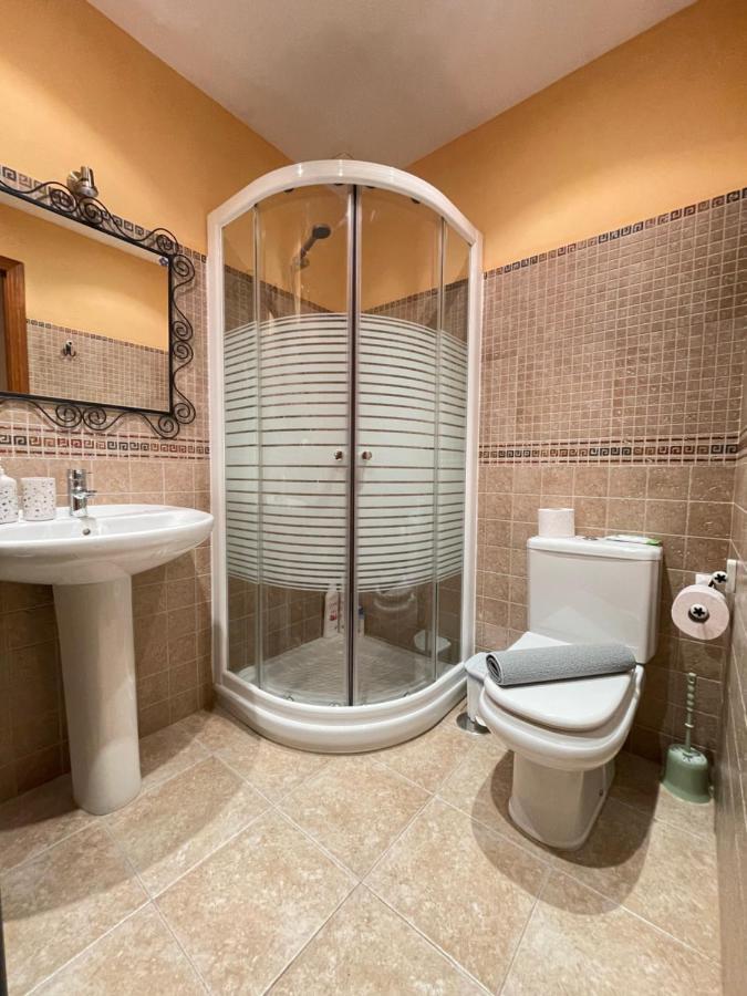 Lafrenchtouch - Escapada Rural En Una Coqueta Casa Villanueva de Tapia ภายนอก รูปภาพ